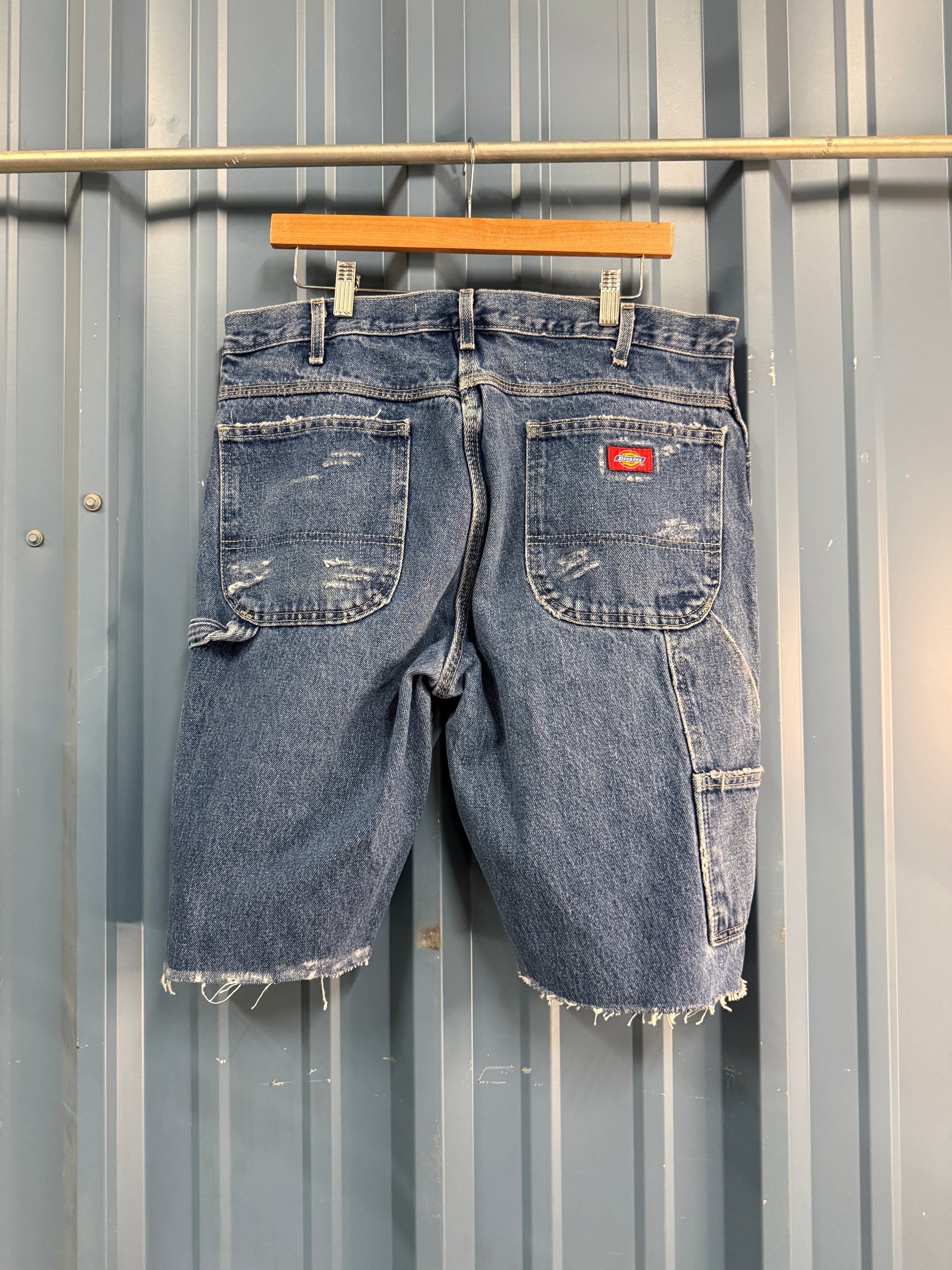 Jorts Distressed 36