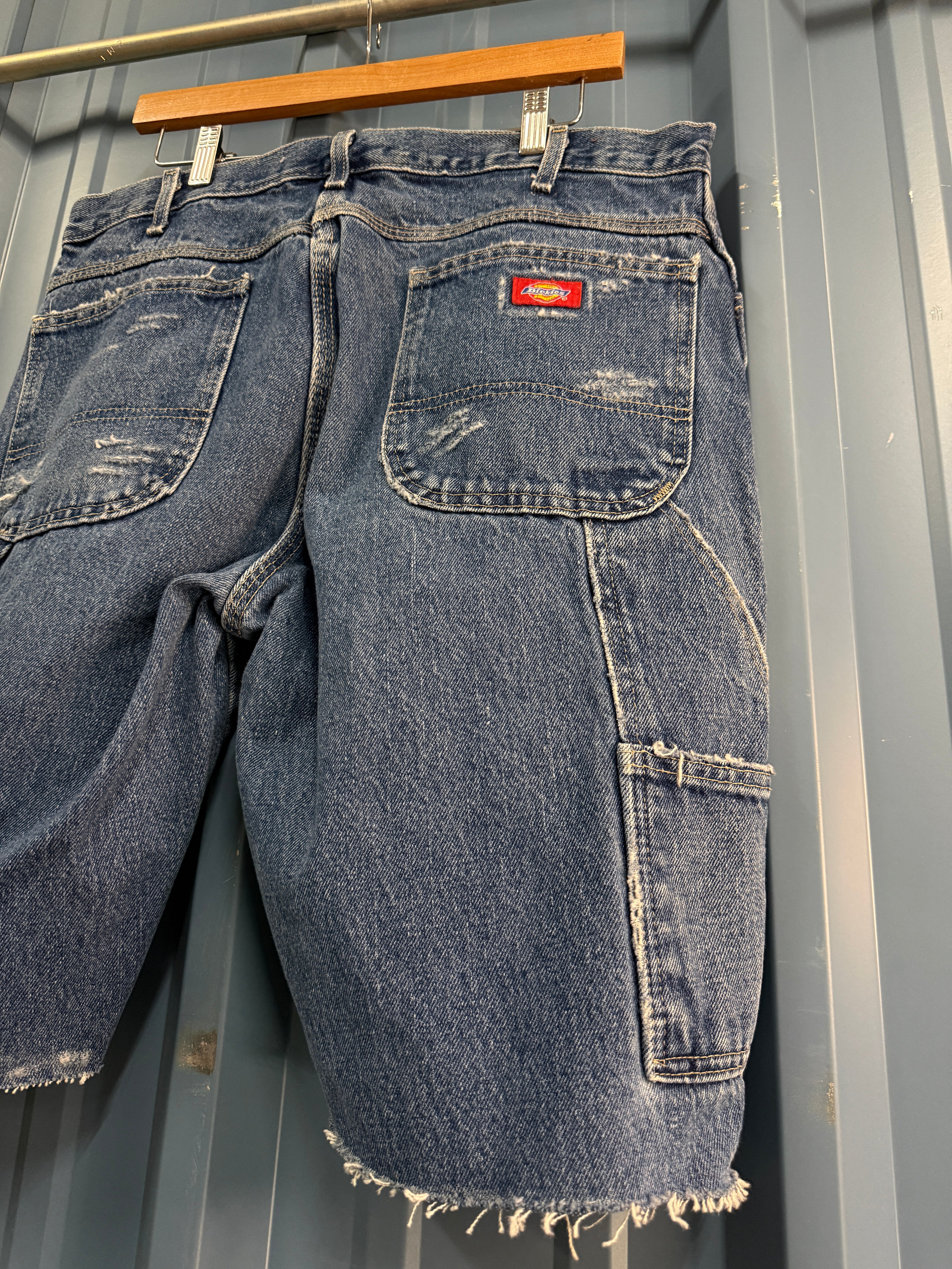 Jorts Distressed 36