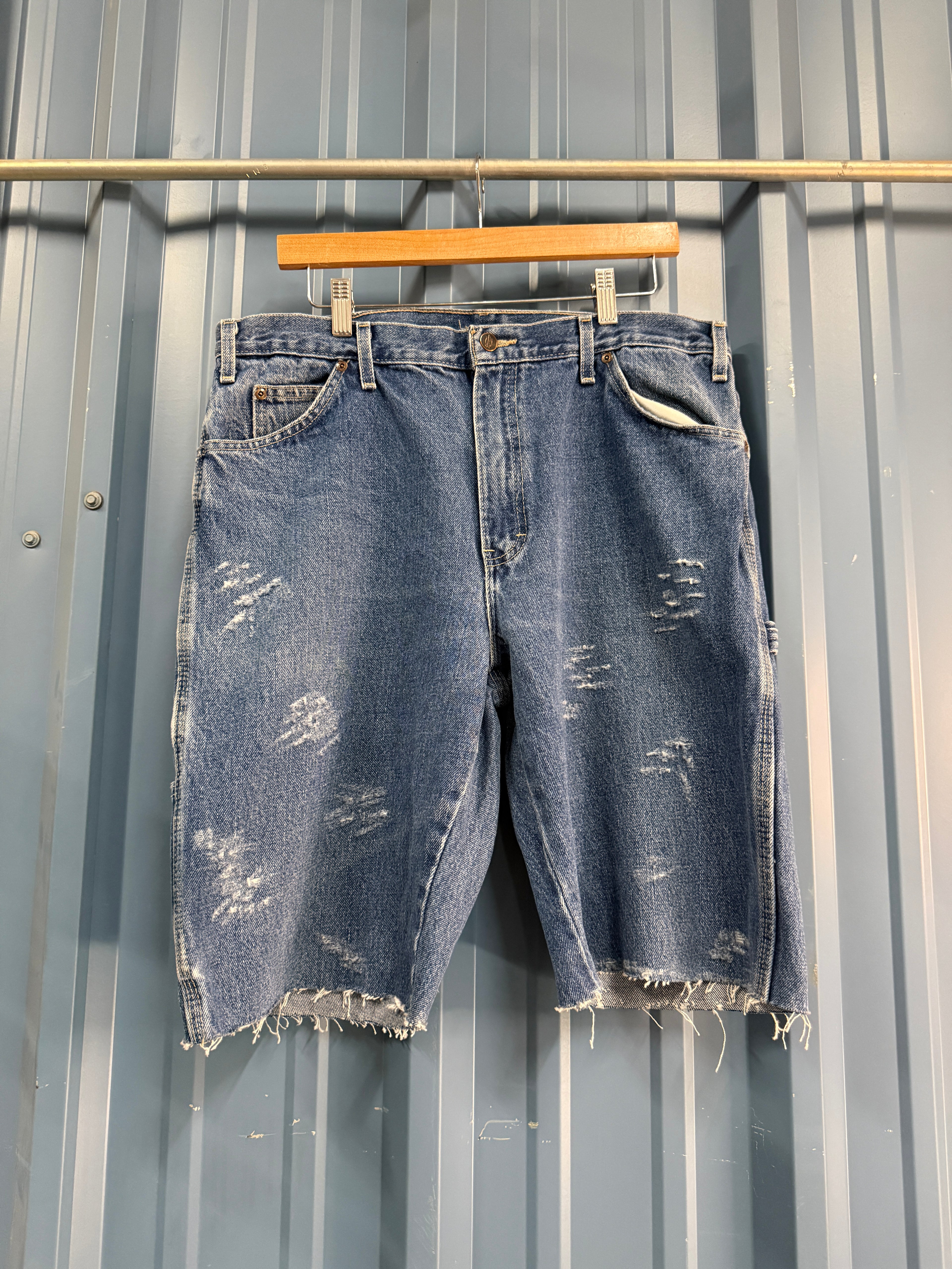 Jorts Distressed 36