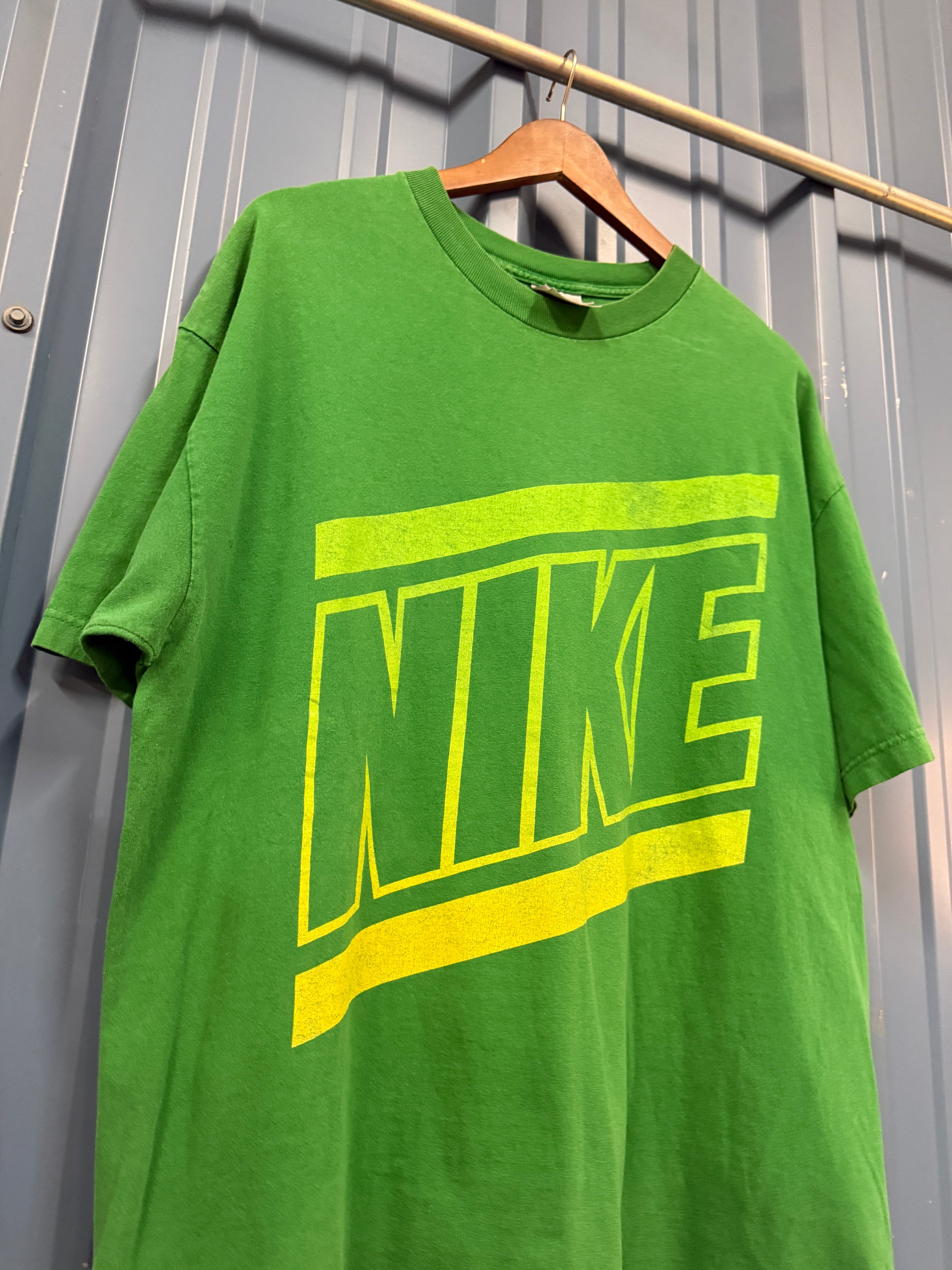 Nike 90s Cross Logo XL